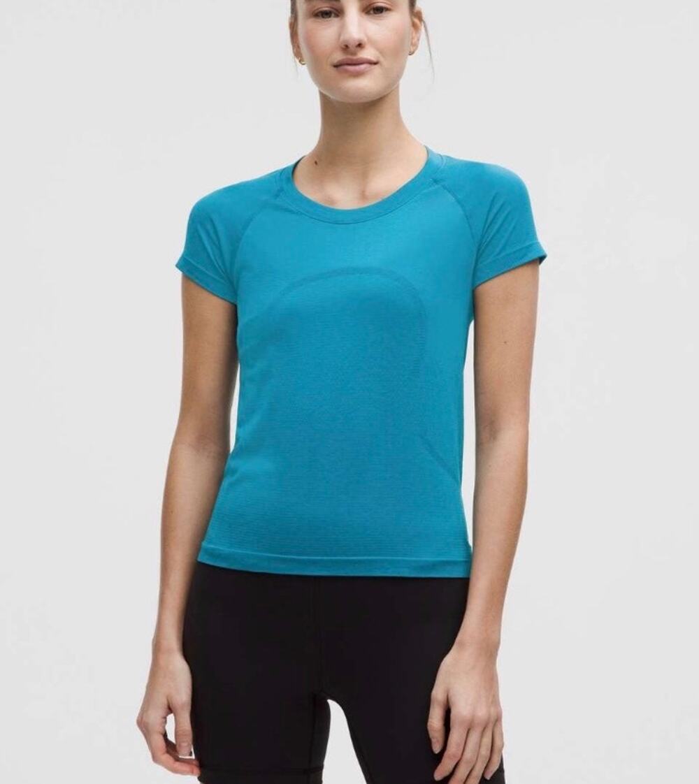 Lululemon Swiftly Tech Short Sleeve 2.0 Hawaiian Blue Women’s Size 6